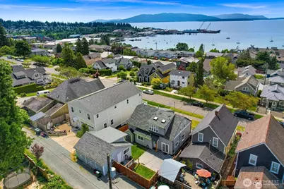 809 12th Street, Bellingham, WA 98225 - Photo 1