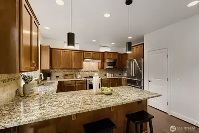 23257 SE 34th Place, Sammamish, WA 98075 - Photo 11