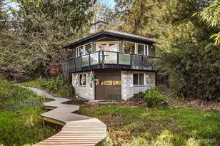 1363 Country Club Dr, Camano Island, WA 98282 - Photo 25