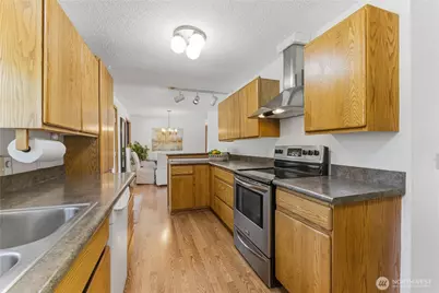 811 Ella Street NE, East Wenatchee, WA 98802 - Photo 11