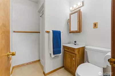 811 Ella Street NE, East Wenatchee, WA 98802 - Photo 17