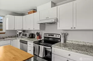 1756 S 42nd St, Tacoma, WA 98418 - Photo 11