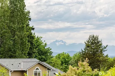 2294 Steamboat Loop E, Port Orchard, WA 98366 - Photo 3