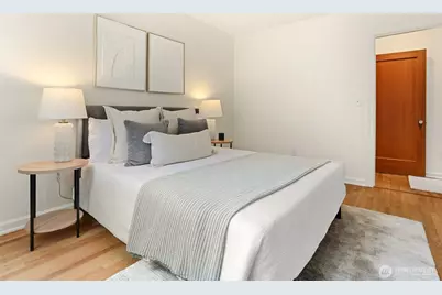 2430 Lorentz Place N, Seattle, WA 98109 - Photo 25