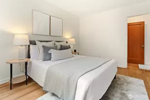 2430 Lorentz Pl N, Seattle, WA 98109 - Photo 25