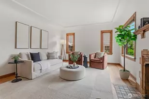 2430 Lorentz Pl N, Seattle, WA 98109 - Photo 5