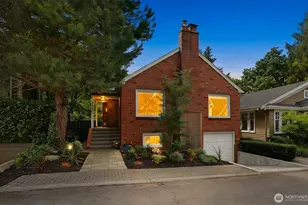 2430 Lorentz Pl N, Seattle, WA 98109 - Photo 39