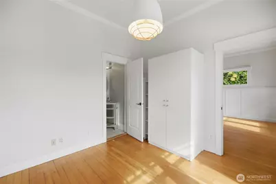 145 Park Avenue N, Renton, WA 98057 - Photo 13