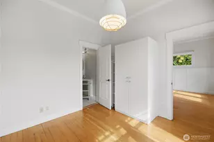 145 Park Ave N, Renton, WA 98057 - Photo 13