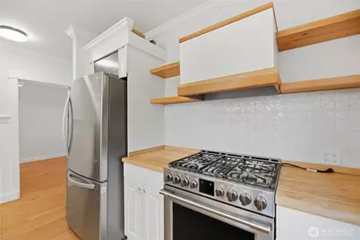 145 Park Avenue N, Renton, WA 98057 - Photo 9