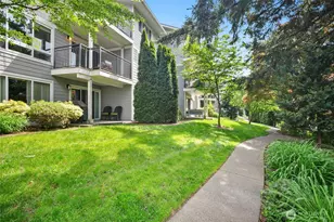 15214 NE 8th St, Bellevue, WA 98005 - Photo 23