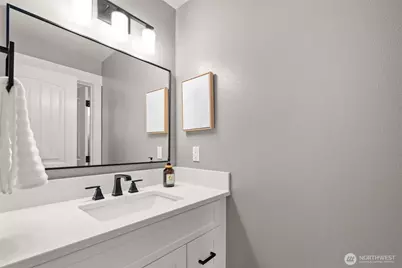 1300 N 27th Place, Renton, WA 98056 - Photo 17
