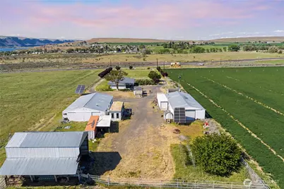 721 Rd 20 NE, Soap Lake, WA 98851 - Photo 3