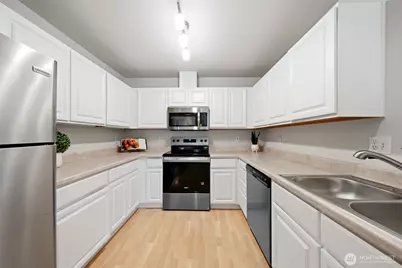 9210 Market Place #K203, Lake Stevens, WA 98258 - Photo 11