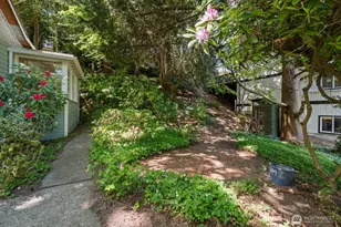 1919 32nd Ave W, Seattle, WA 98199 - Photo 27