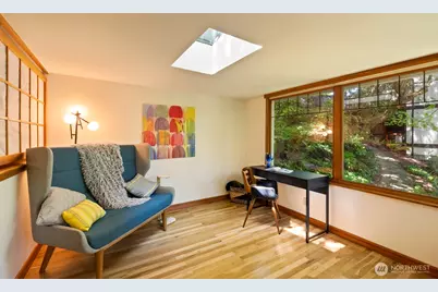 1919 32nd Avenue W, Seattle, WA 98199 - Photo 15