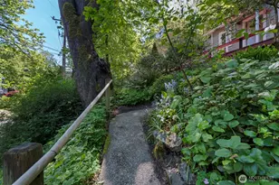 1919 32nd Ave W, Seattle, WA 98199 - Photo 31
