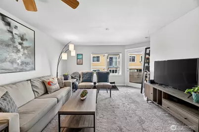 12534 15th Avenue NE #22, Seattle, WA 98125 - Photo 9