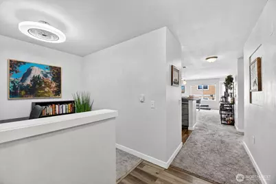 12534 15th Avenue NE #22, Seattle, WA 98125 - Photo 3
