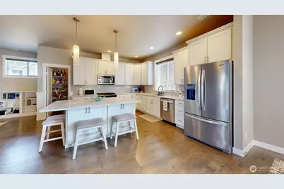 1115 NE Sockeye Court, Bremerton, WA 98311 - Photo 9