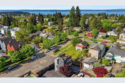 5953 Fauntleroy Way SW #D, Seattle, WA 98136 - Photo 27