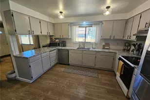 315 Juniper St, Oroville, WA 98844 - Photo 11
