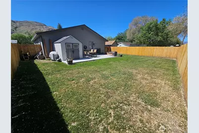 315 Juniper Street, Oroville, WA 98844 - Photo 33