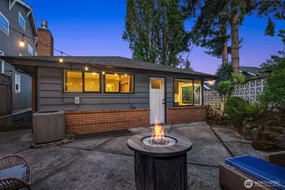 7515 Bagley Avenue N, Seattle, WA 98103 - Photo 5
