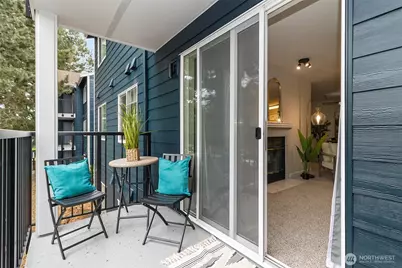 215 SW 100th Street #D207, Everett, WA 98204 - Photo 3