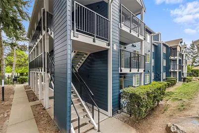 215 SW 100th Street #D207, Everett, WA 98204 - Photo 23