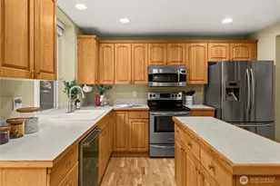 9204 181st Ave E, Bonney Lake, WA 98391 - Photo 13