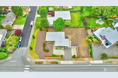1520 143rd Avenue SE #98007, Bellevue, WA 98007 - Photo 1