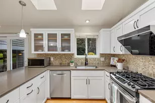 7918 115th Ave SE, Newcastle, WA 98056 - Photo 11