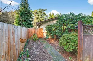 5331 Evergreen Dr, Bellingham, WA 98226 - Photo 15