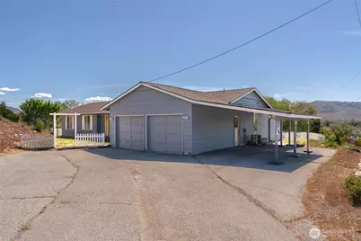504 Ash Street, Omak, WA 98841 - Photo 3