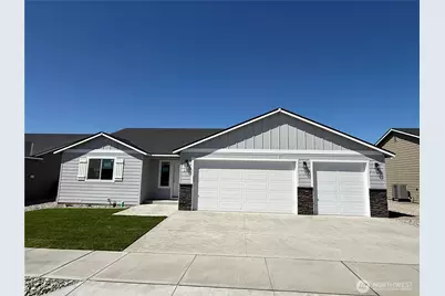 170 Salmon Drive, Wenatchee, WA 98801 - Photo 1