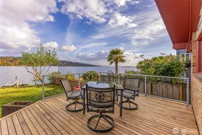 14026 Riviera Place NE, Seattle, WA 98125 - Photo 35