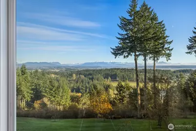 514 Wayne's Ridge Circle, Camano Island, WA 98282 - Photo 3