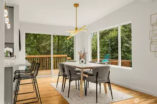 12569 37th Ave NE, Seattle, WA 98125 - Photo 9