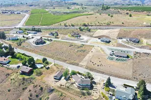 1308 Mansfield Dr, Okanogan, WA 98840 - Photo 1