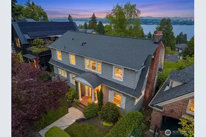 1112 35th Avenue, Seattle, WA 98122 - Photo 1