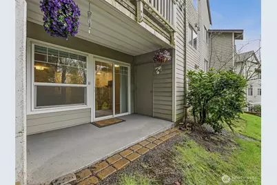 18501 SE Newport Way #H136, Issaquah, WA 98027 - Photo 27