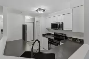 18501 SE Newport Way, Issaquah, WA 98027 - Photo 11