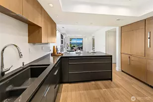2400 Aurora Ave N, Seattle, WA 98109 - Photo 17