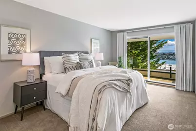2400 Aurora Avenue N #210, Seattle, WA 98109 - Photo 21