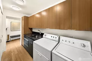 2400 Aurora Ave N, Seattle, WA 98109 - Photo 19