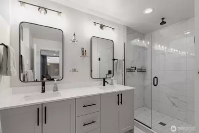 8015 Mary Avenue NW #D, Seattle, WA 98117 - Photo 23