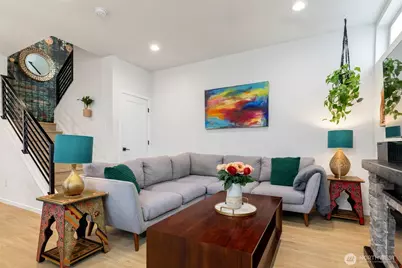 8015 Mary Avenue NW #D, Seattle, WA 98117 - Photo 9