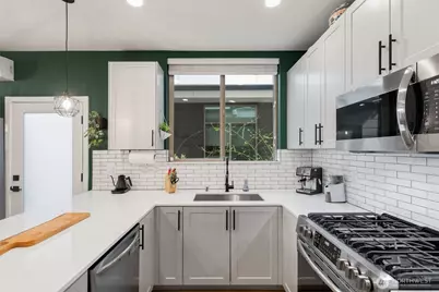 8015 Mary Avenue NW #D, Seattle, WA 98117 - Photo 15