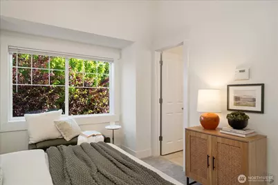 908 NW 85th Street, Seattle, WA 98117 - Photo 15